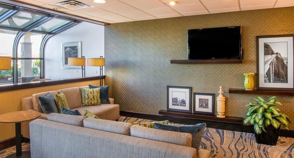 Hampton Inn Cleveland-Solon Extérieur photo